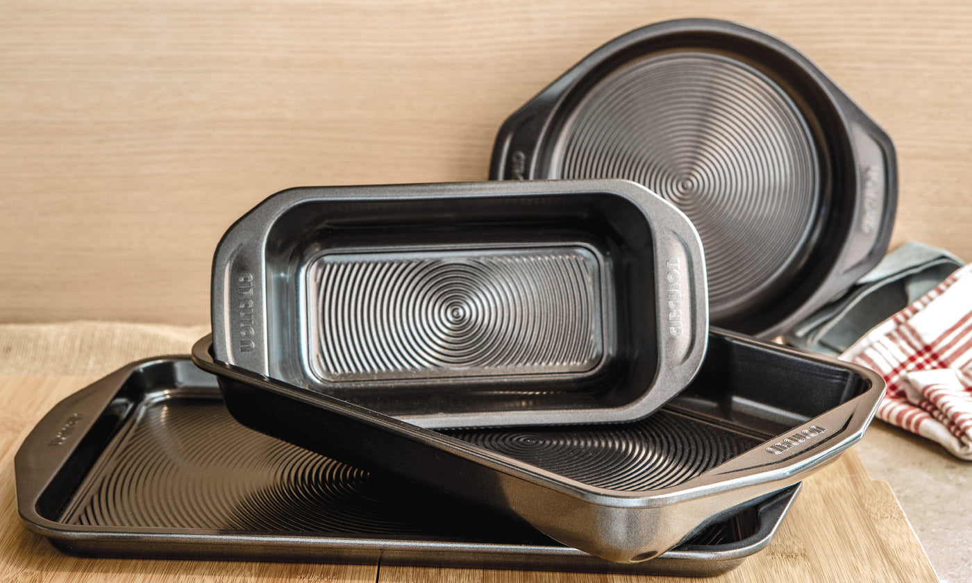 Circulon product image showing Circulon Collection Bakeware
